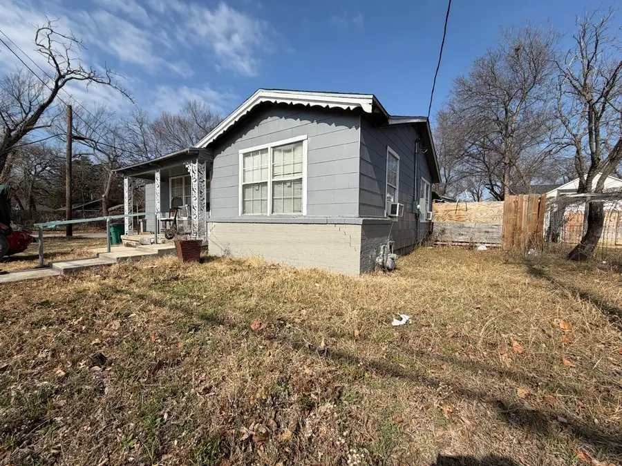 4501 Parrish Road, Haltom City, TX 76117 - #3