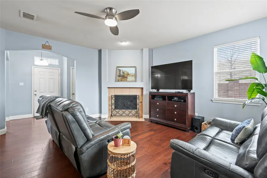 502 Elderwood Loop, Mesquite, TX 75181 - Image #3