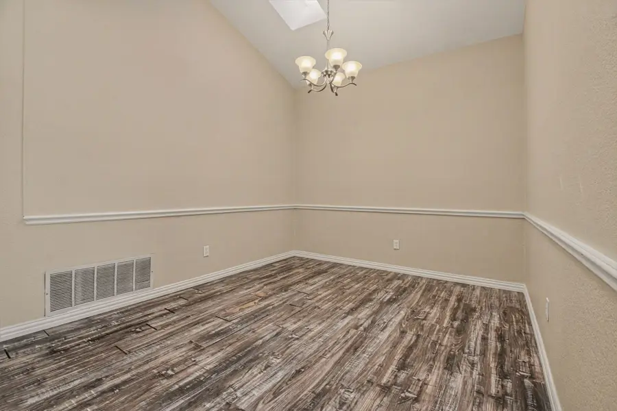 4915 Arborgate Drive, Arlington, TX 76017 - Image #3