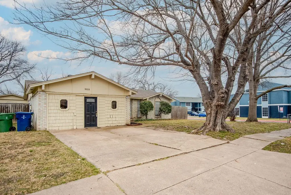 1833 Mill Pond Road, Garland, TX 75044 - #1