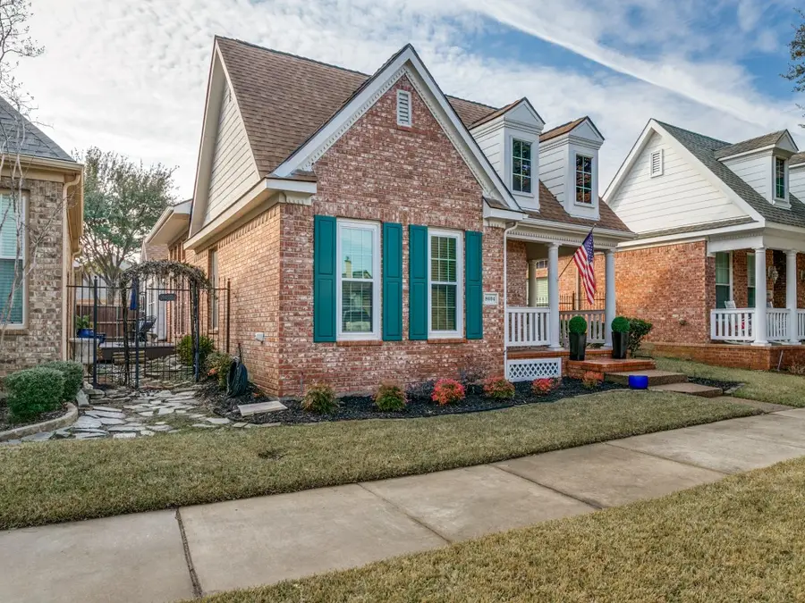 8604 Beetle Nut Lane, North Richland Hills, TX 76180 - Image #2