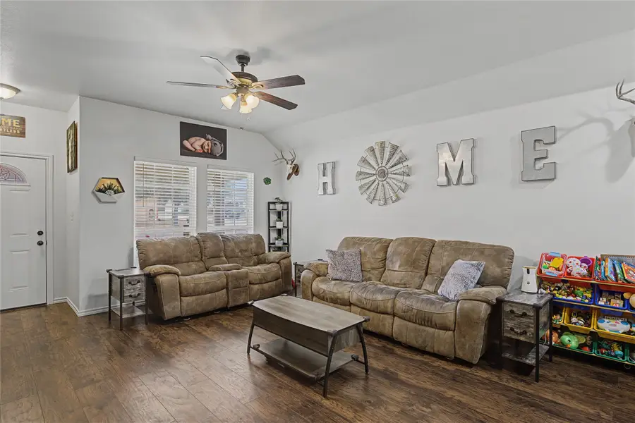 208 Lovers Path Drive, Springtown, TX 76082 - #3