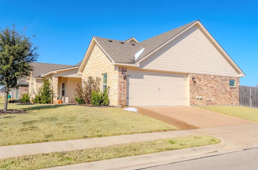 355 Cavitt Court, Robinson, TX 76706 - #2