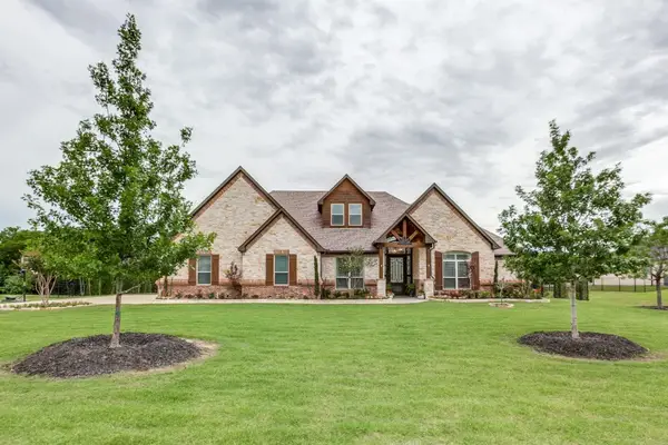 217 The Falls Drive, Sunnyvale, TX 75182