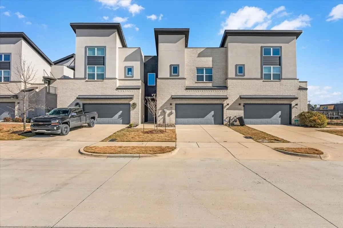 2000 Bethlehem Street, Irving, TX 75061 - #1