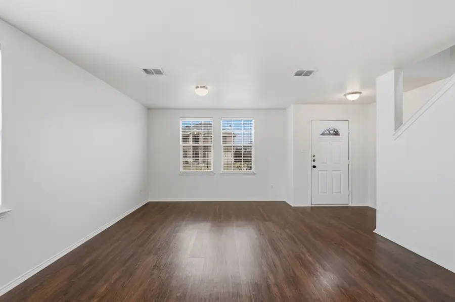 1333 Gayle Street, Burleson, TX 76028 - Image #2