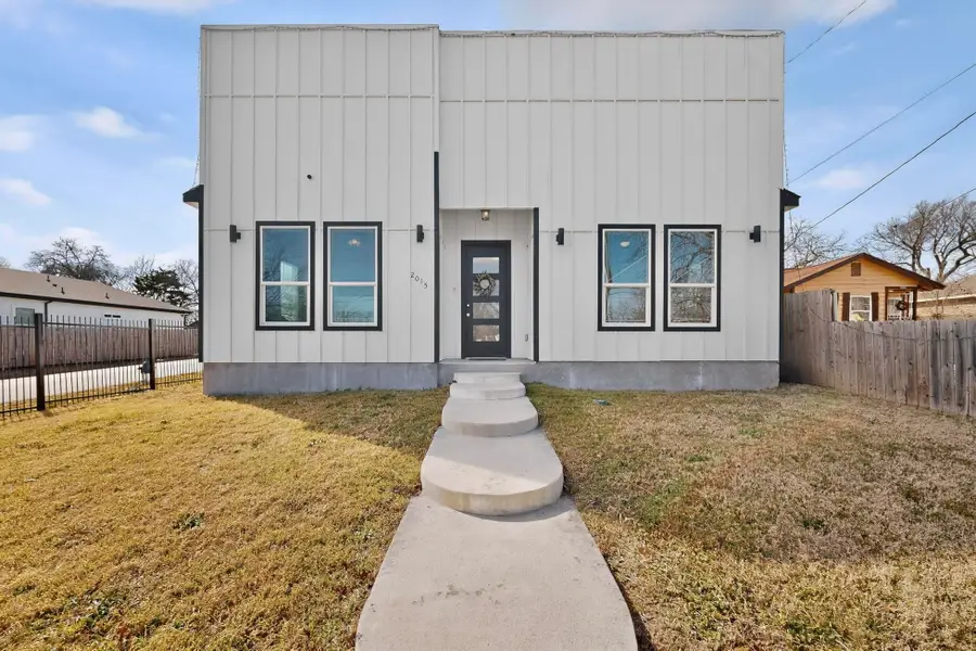 2015 Volga Avenue, Dallas, TX 75216 - #2