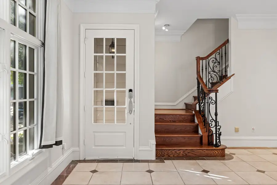 2214 Worthington Street, Dallas, TX 75204 - #3