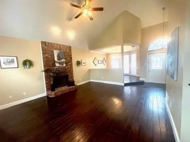 602 Thorton Court, Cedar Hill, TX 75104 - Image #3