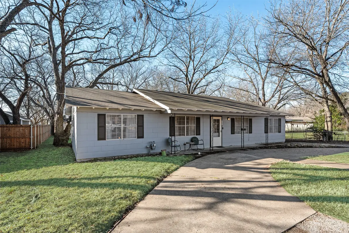 110 Hackberry Street, Lancaster, TX 75146 - #1