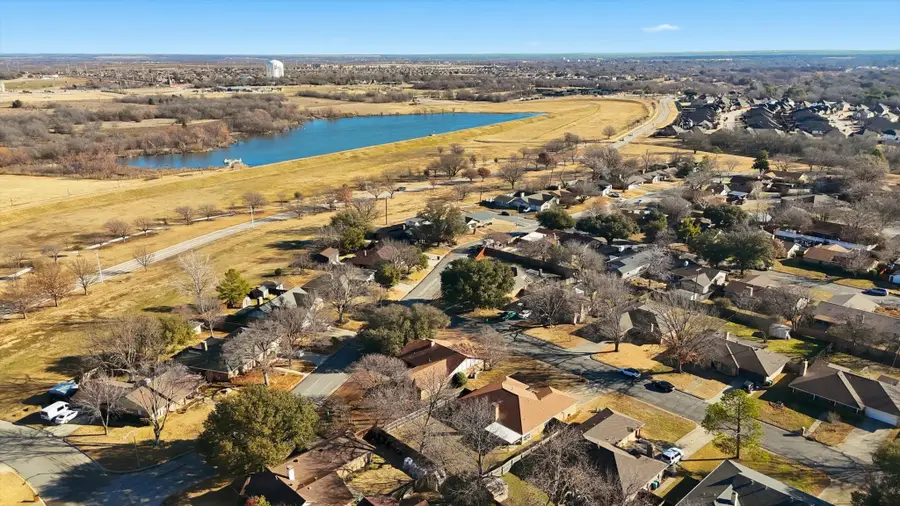 2317 N Lake Trail, Denton, TX 76201 - Image #2