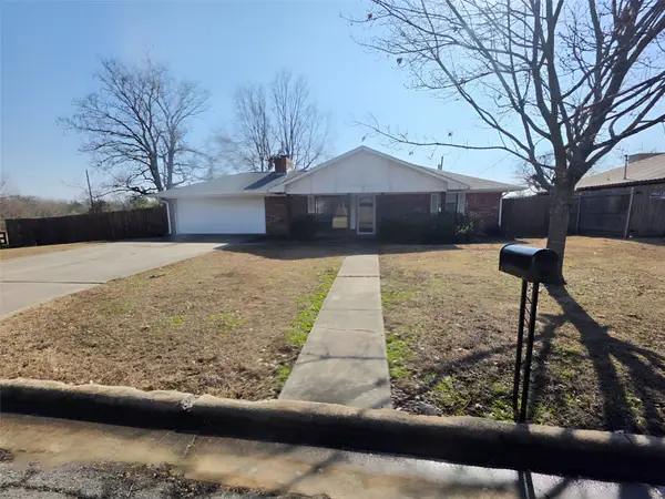 106 Westowne Drive, Cooper, TX 75432