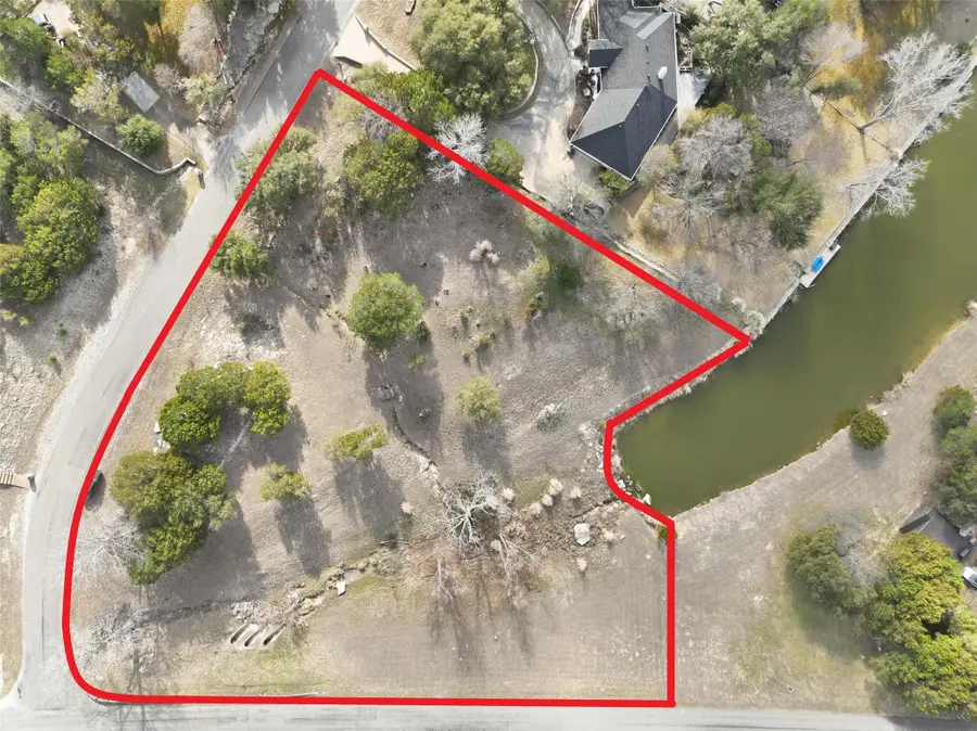 712 Goldeneye Drive, Granbury, TX 76049 - Image #2