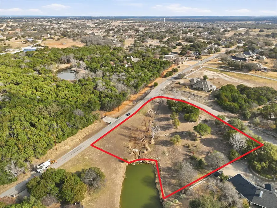 712 Goldeneye Drive, Granbury, TX 76049 - Image #3