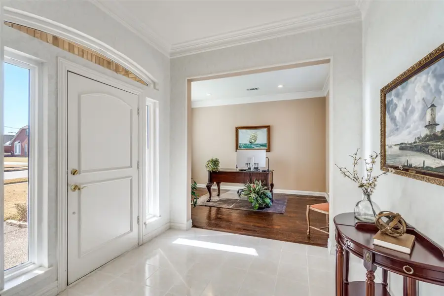 6733 Waterway Court, Plano, TX 75093 - Image #2