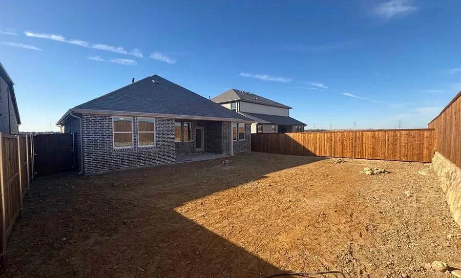 661 Tyronza Drive, Justin, TX 76247 - Image #3