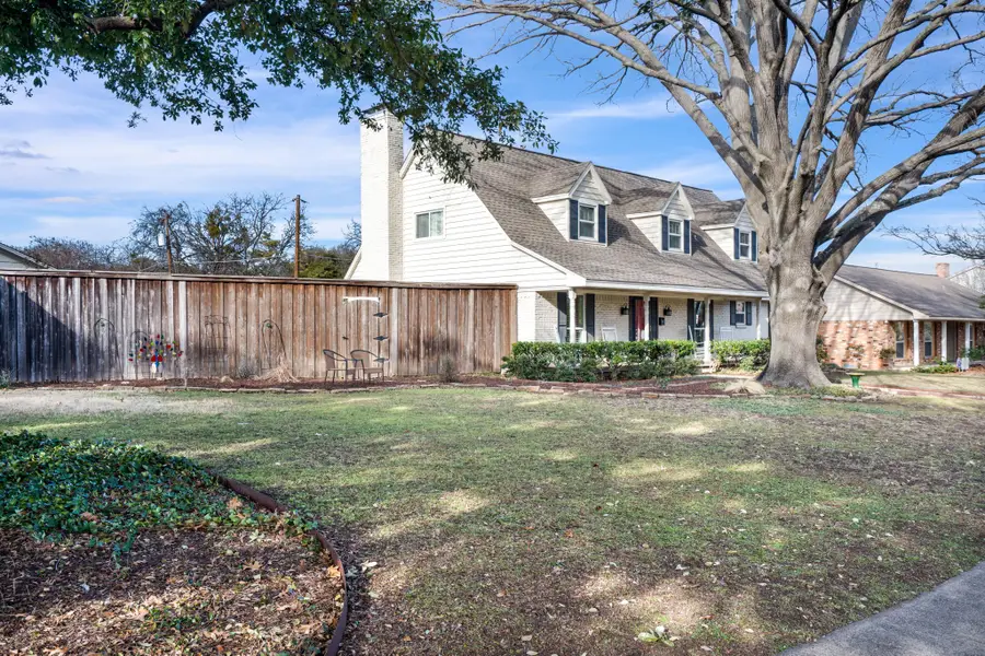 422 Ridge Crest Drive, Richardson, TX 75080 - Image #2