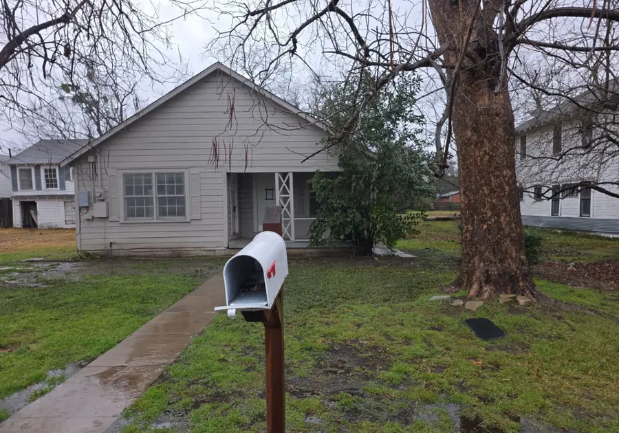 402 W 4th Street #1, Kaufman, TX 75142 - #3