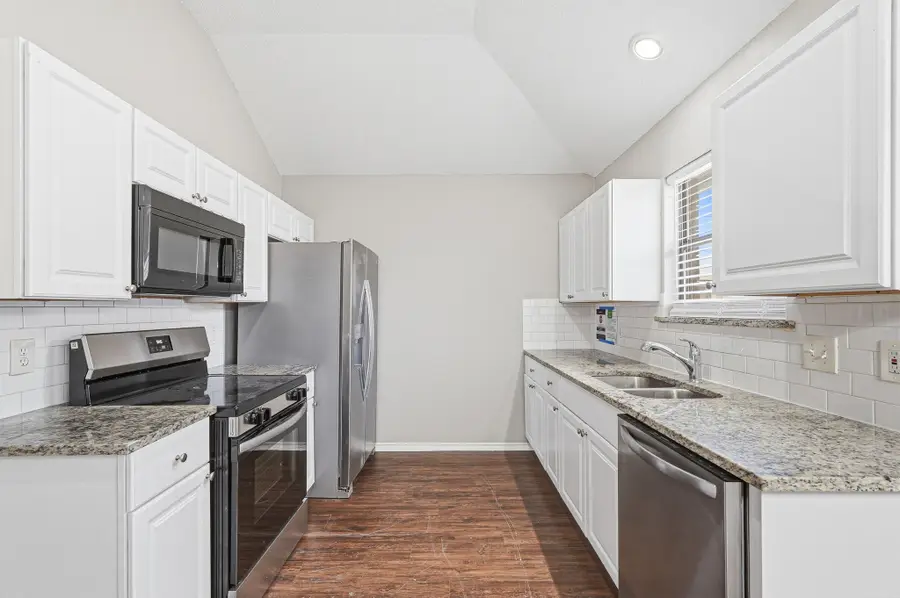 817 Ackers Drive, Arlington, TX 76001 - #2