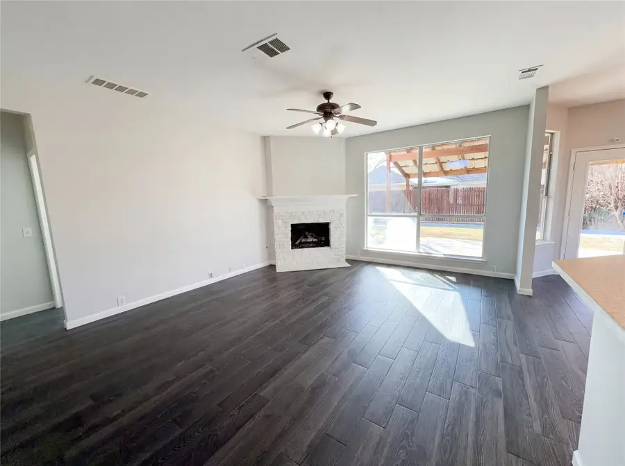 4604 Vista Meadows Drive, Fort Worth, TX 76244 - #3