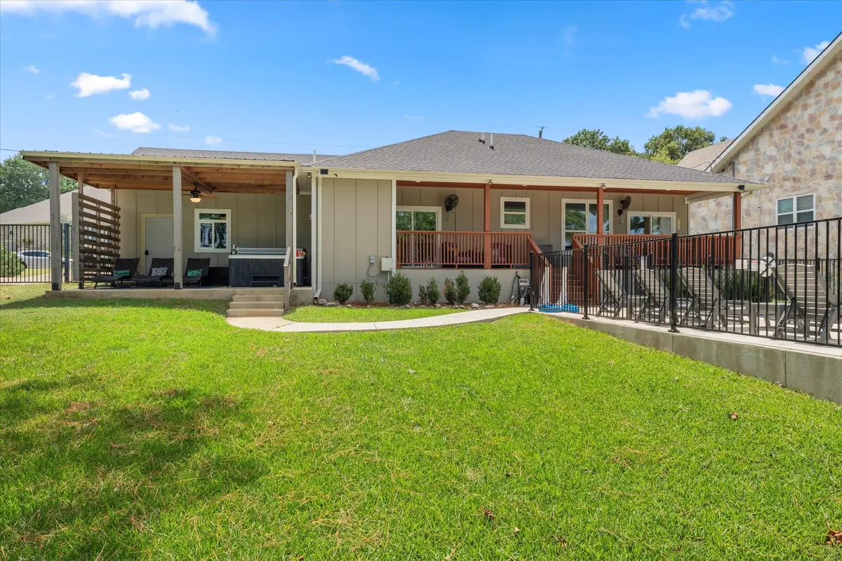 337 Admiral Drive, Gun Barrel City, TX 75156 - Image #1