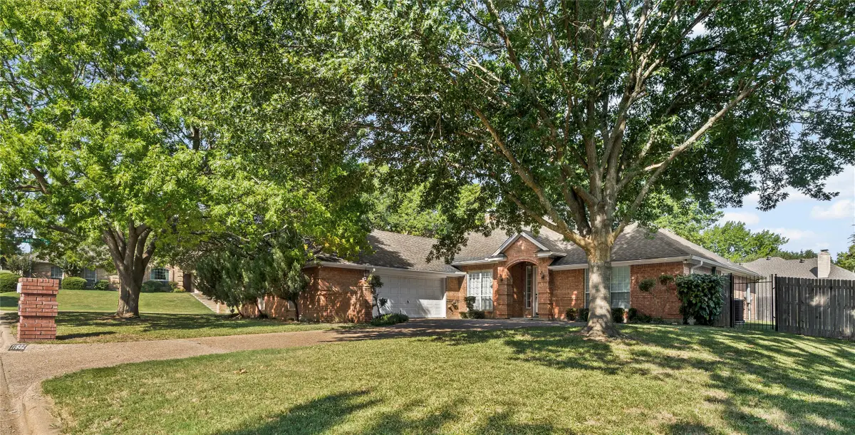 11832 Ferndale Lane, Fort Worth, TX 76008 - Image #1