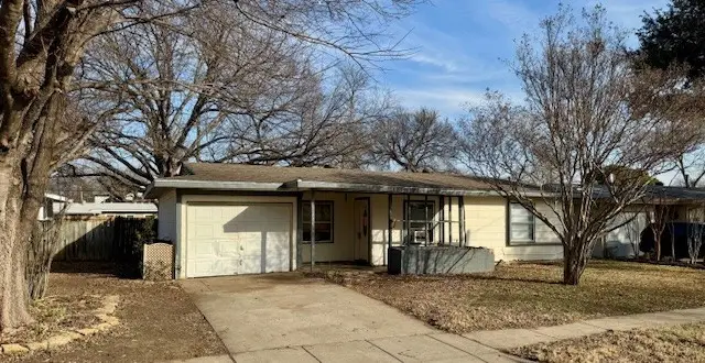 5836 Pollard Drive, Westworth Village, TX 76114 - #2