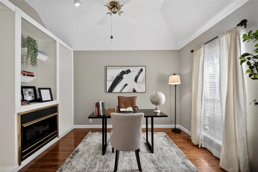 2802 Pecan Meadow Drive, Garland, TX 75040 - Image #3