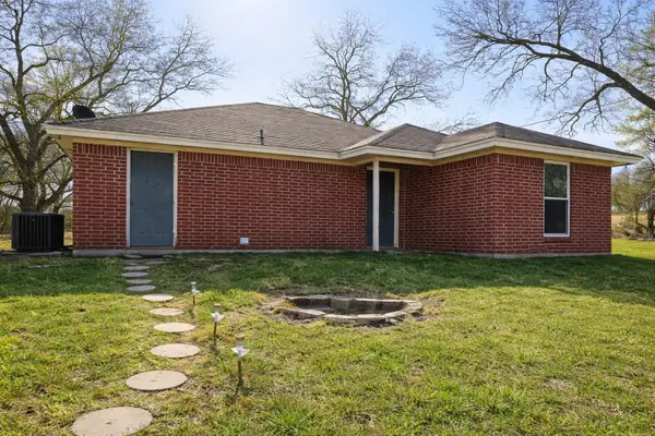 374 County Road 2315, Decatur, TX 76234