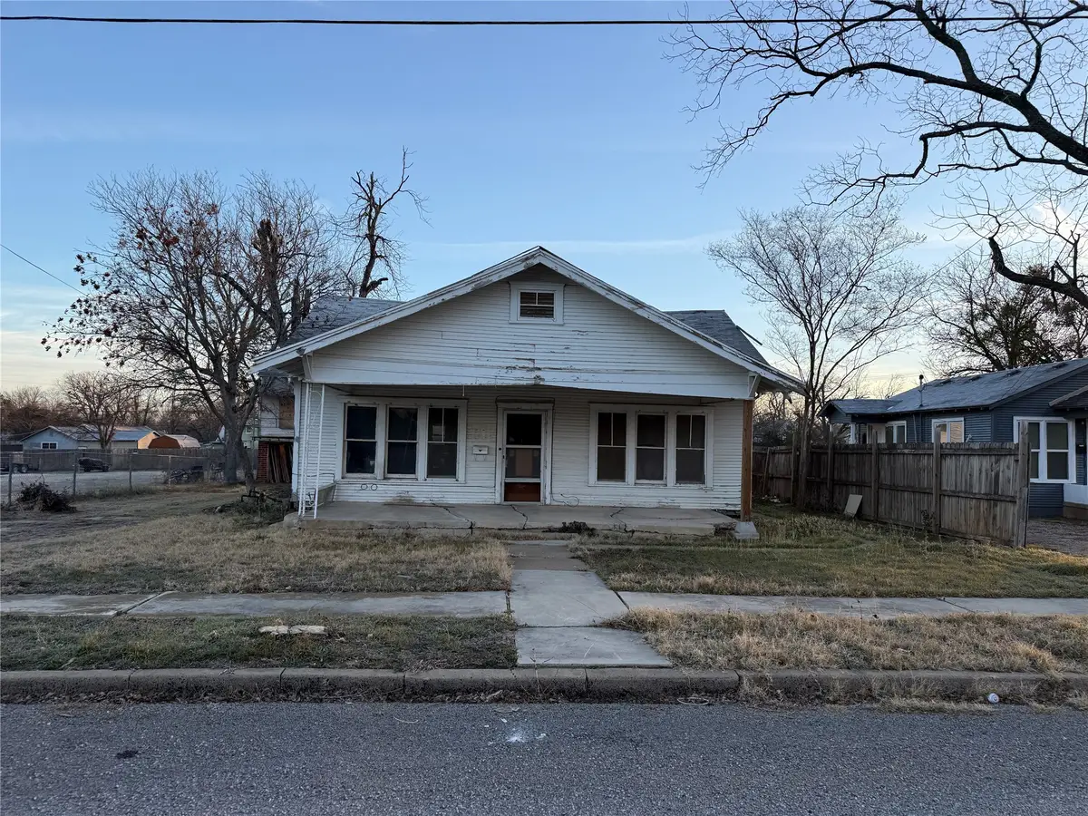 602 5th Street, Brownwood, TX 76801 - #1