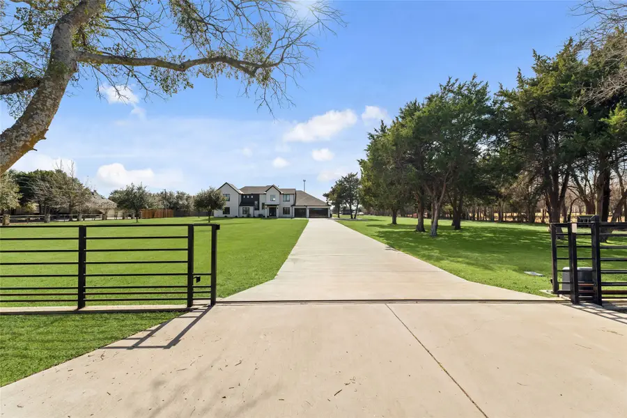 5020 Montgomery Road, Midlothian, TX 76065 - #2
