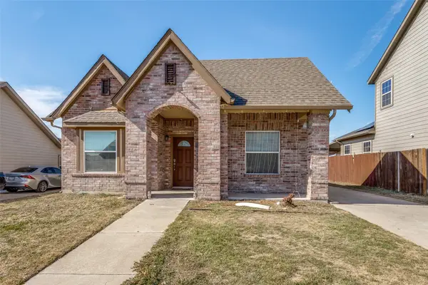 3609 Eagle Nest Street, Fort Worth, TX 76106
