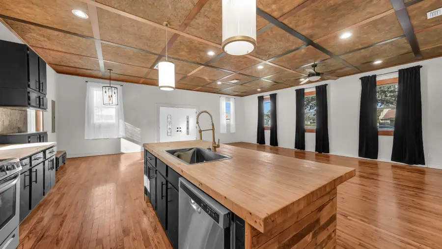 405 S Bowie Drive, Weatherford, TX 76086 - #2