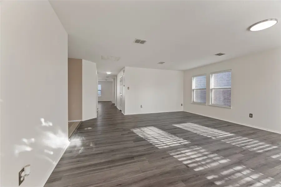 8105 York Beach Place, Arlington, TX 76002 - Image #2