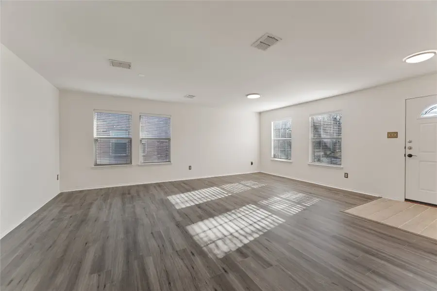 8105 York Beach Place, Arlington, TX 76002 - Image #3