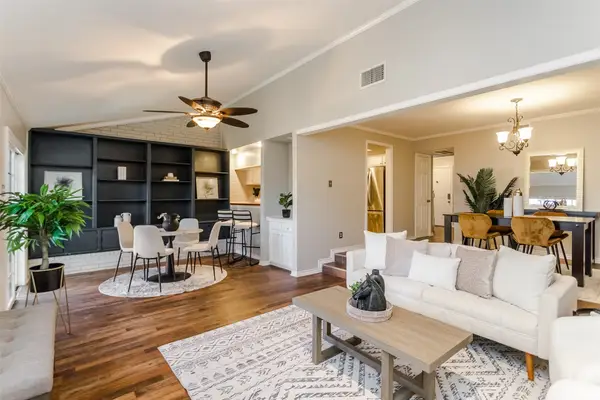 2706 Meadowstone Court, Carrollton, TX 75006