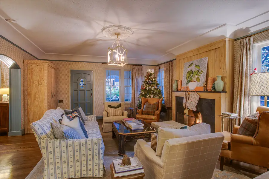 1022 N Montclair Avenue, Dallas, TX 75208 - #2