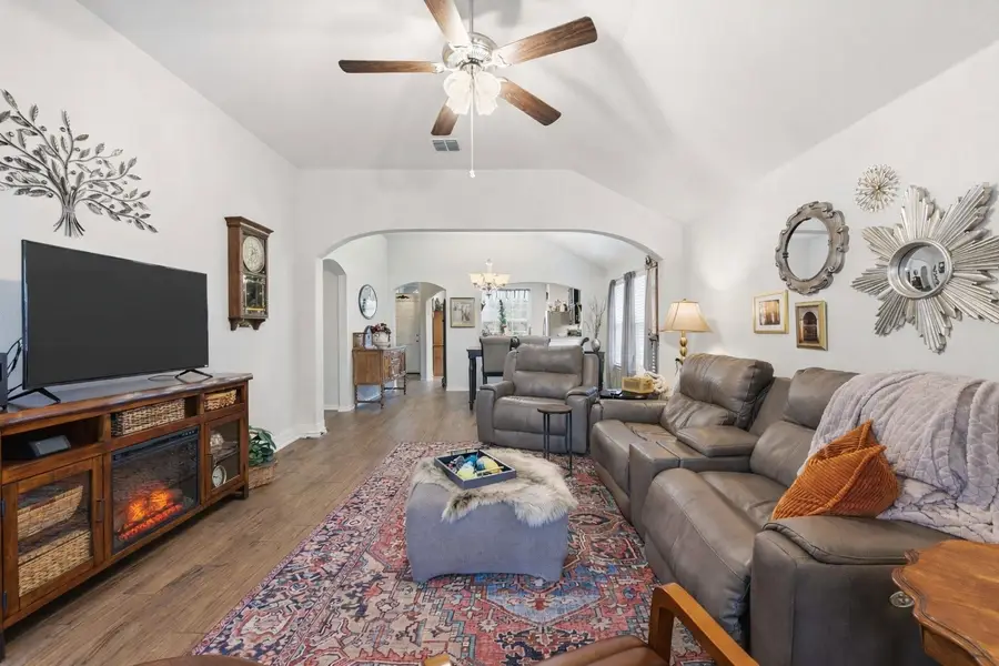 10864 Live Oak Creek Drive, Fort Worth, TX 76108 - #3