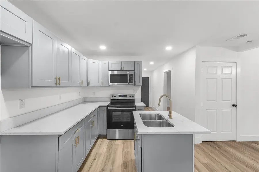 3301 Hedrick Street, Fort Worth, TX 76111 - #3