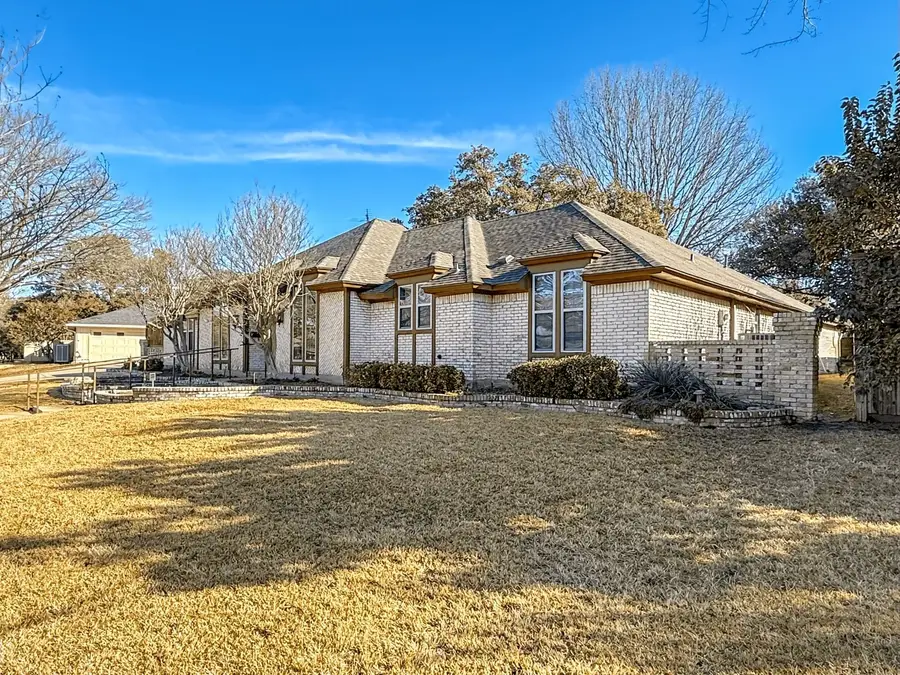 14908 Woodbriar Drive, Dallas, TX 75248 - Image #2