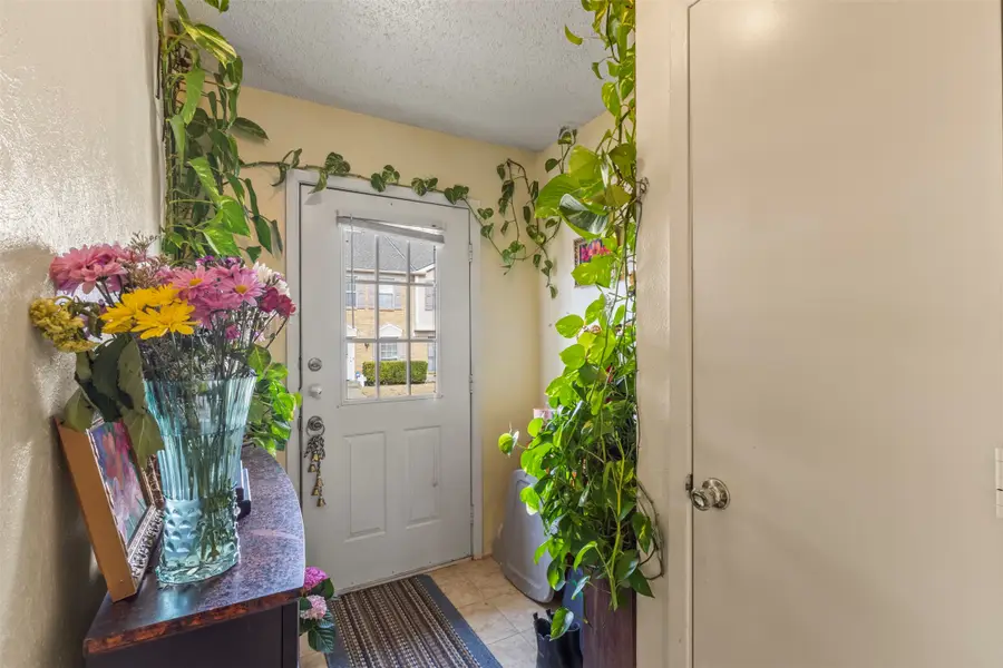 621 Carriagehouse Lane #9F, Garland, TX 75040 - #3