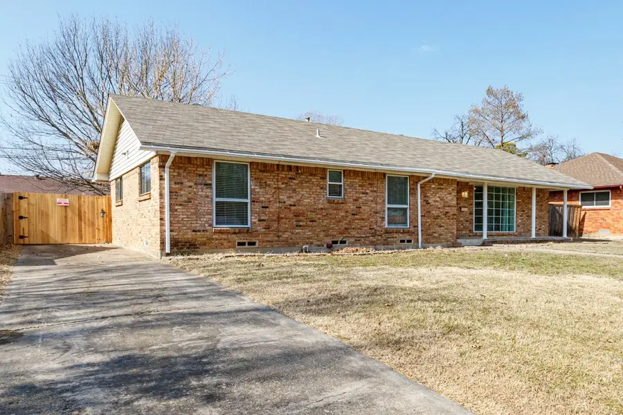 704 S Waterview Drive, Richardson, TX 75080 - #2