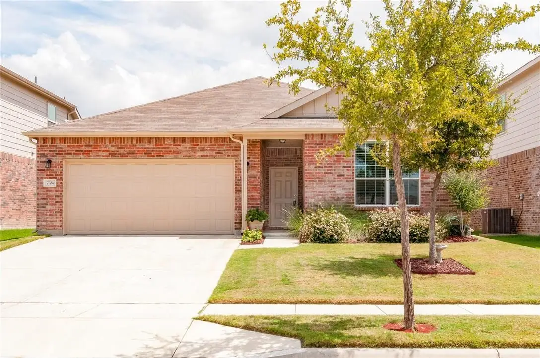 7704 Shorthorn Way, Fort Worth, TX 76131 - #1