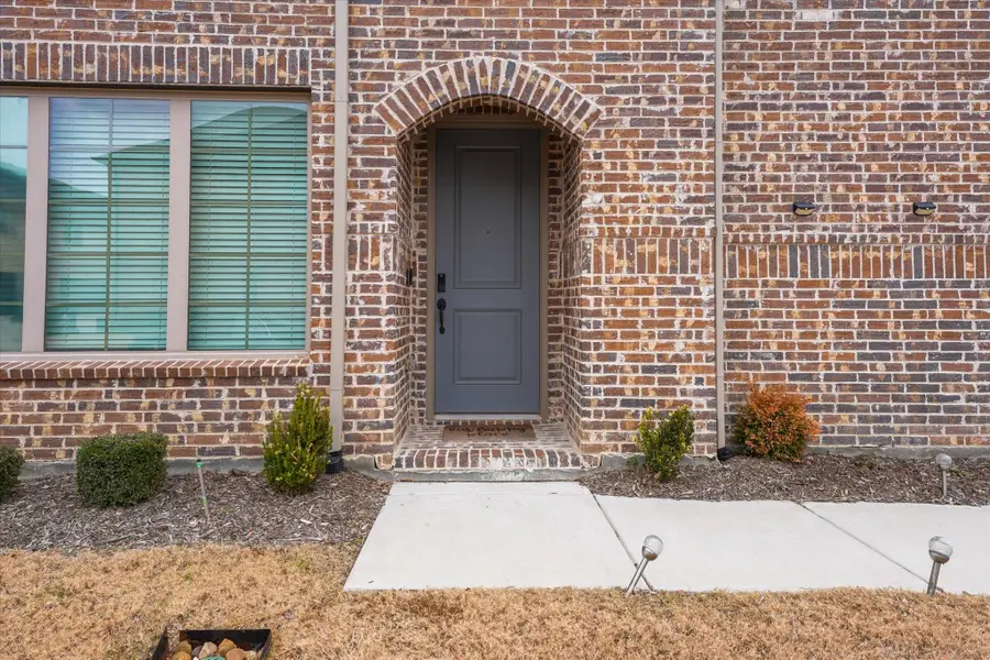 691 Vista Oaks Road, Lewisville, TX 75067 - #2