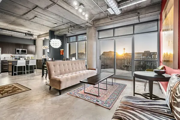 1001 Belleview Street #305, Dallas, TX 75215