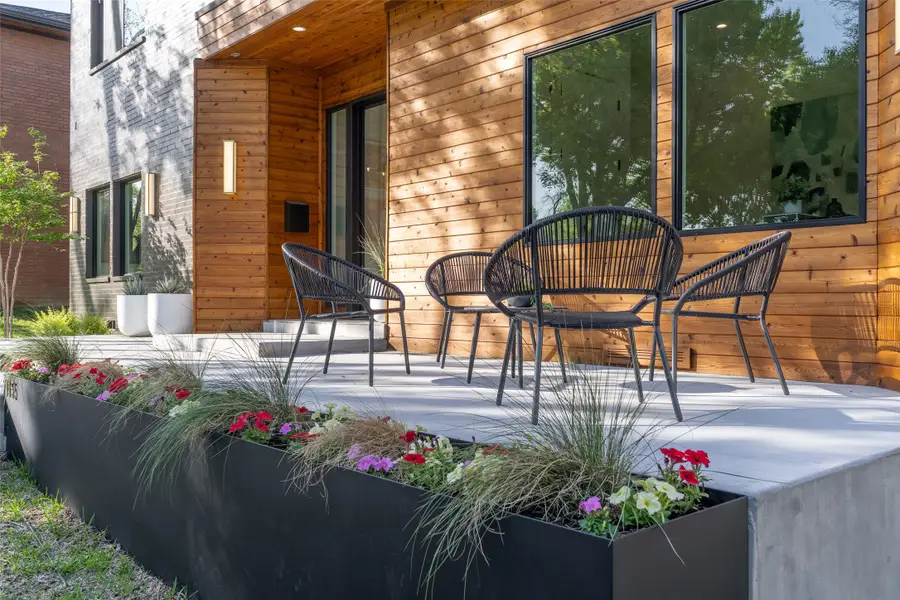 7115 Casa Loma Avenue, Dallas, TX 75214 - Image #2