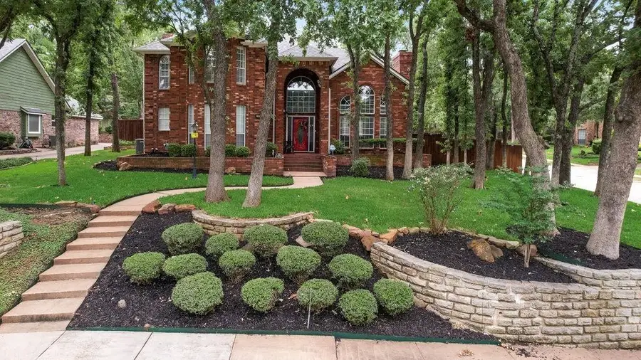 2805 Pine View Drive, Grapevine, TX 76051 - #2