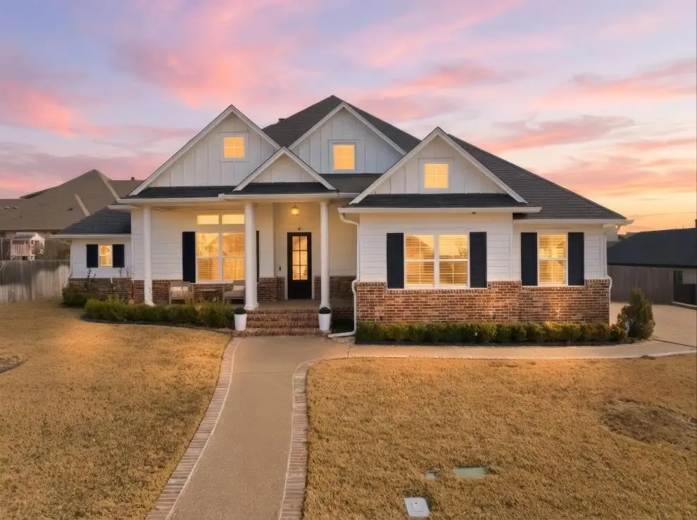 16022 Sorrento Drive, Woodway, TX 76712 - #1