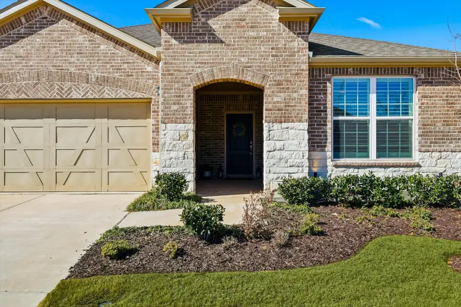 7656 Redwood Forest Lane, Little Elm, TX 76227 - Image #2