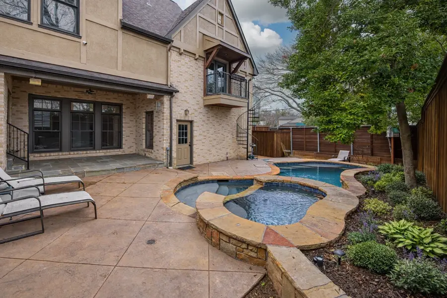 6319 Mccommas Boulevard, Dallas, TX 75214 - #2